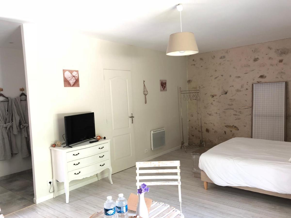 Ferme De L'Ereau Bed & Breakfast Louans Dış mekan fotoğraf